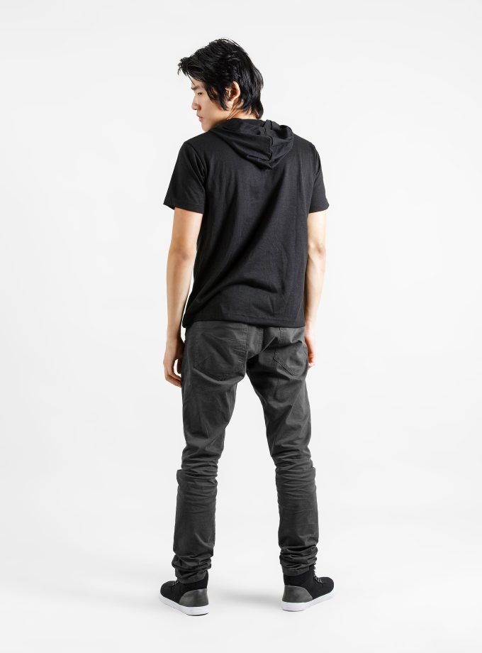 T-shirt à capuche noir