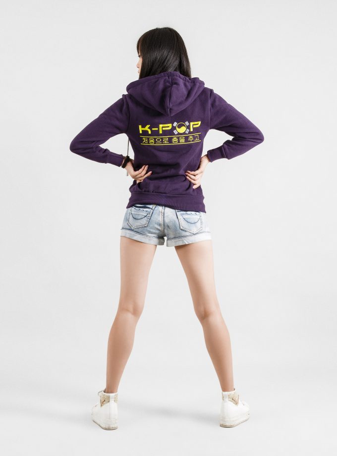 Veste à capuche violette